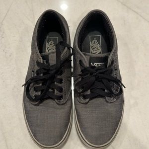 Men's size 8.5 Vans gray lace up canvas casual shoes